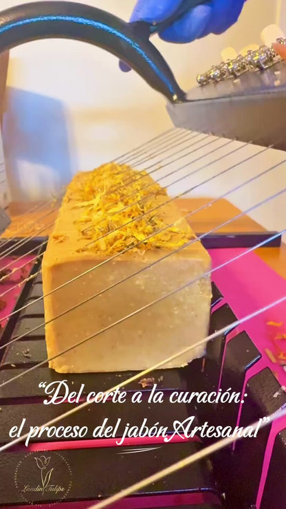 Golden Light Illuminating Soap